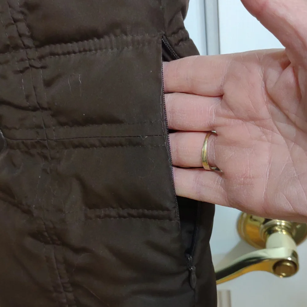 Brown Vest - Picture 5 of 6